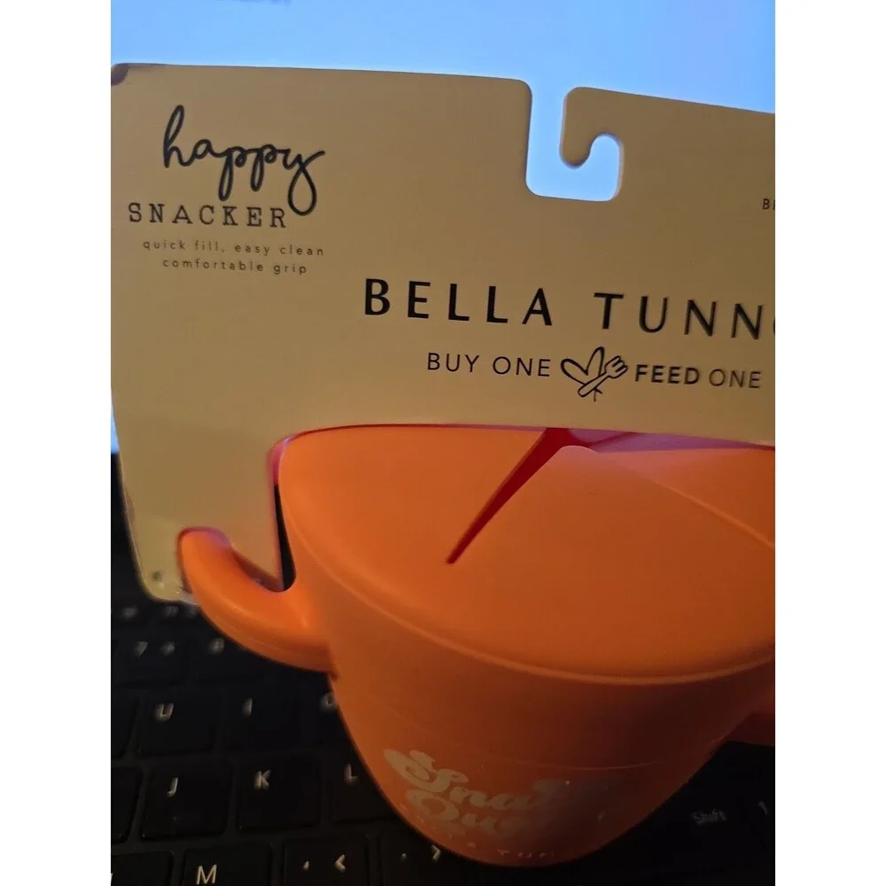 Bella Tunno Happy Snacker – No Spill Snack Queen PINK
